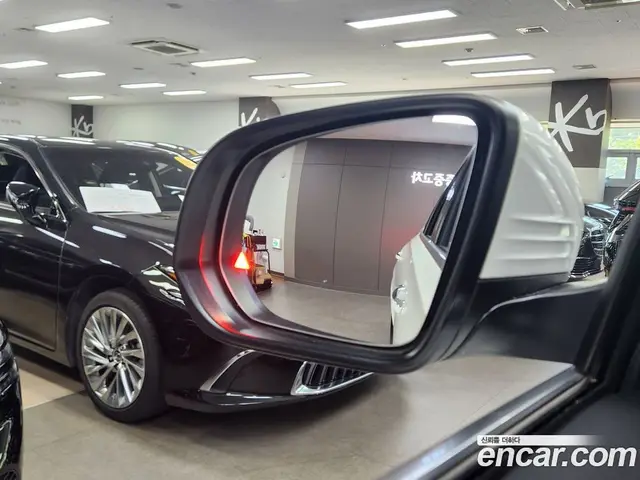 Mercedes-Benz GLE-Class 2023 3.0 автомат (гидро), миниатюра 10