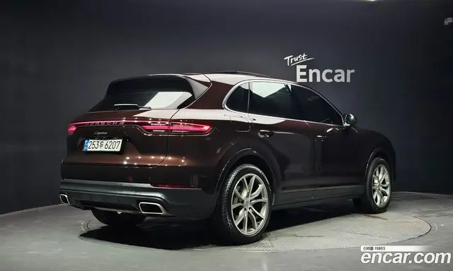 Porsche Cayenne, 2019, 76 854 км