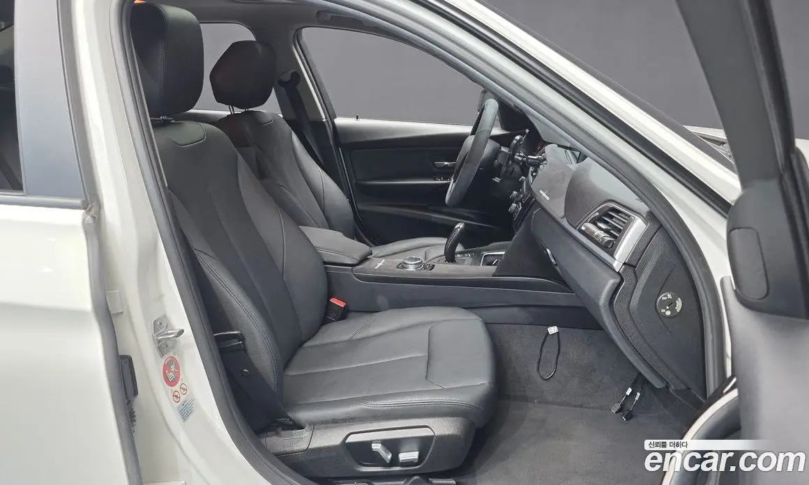 BMW 3 серия 2016 2.0 автомат (гидро), фото 11