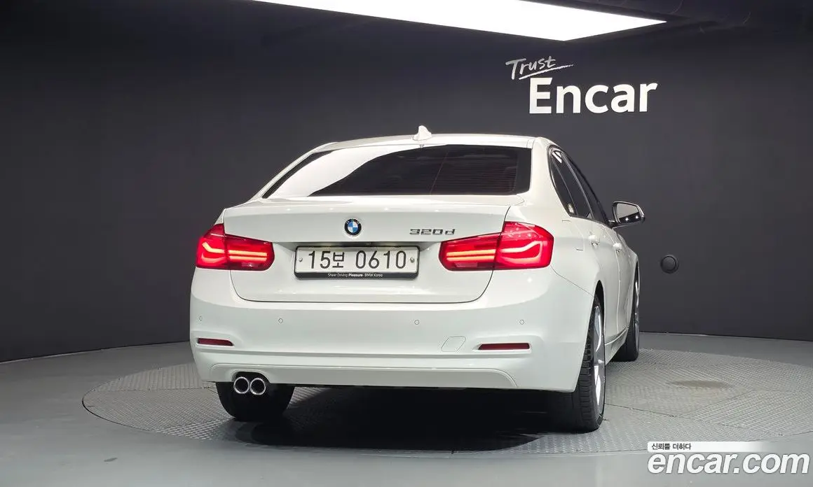 BMW 3 серия 2016 2.0 автомат (гидро), фото 4
