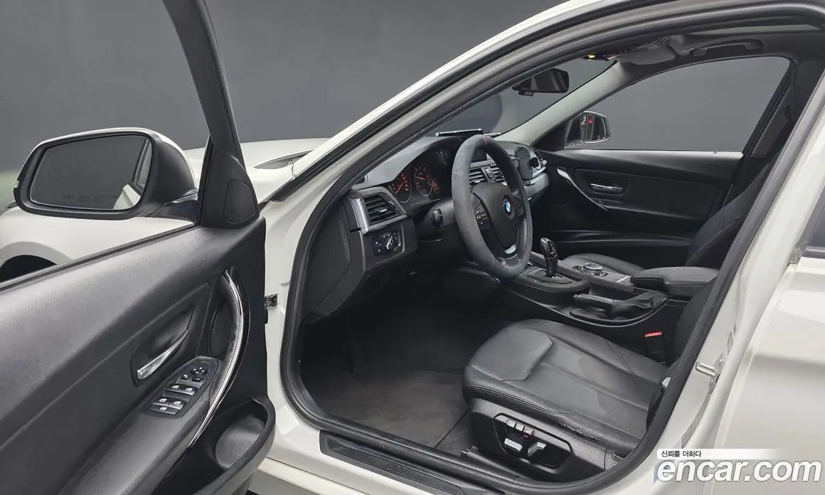 BMW 3 серия 2016 2.0 автомат (гидро), фото 10