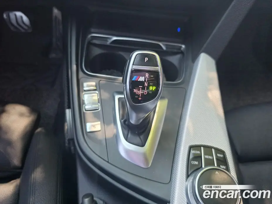BMW 3 серия 2017 2.0 автомат (гидро), фото 9 BMW 3 серия 2017 2.0 автомат (гидро), фото 9