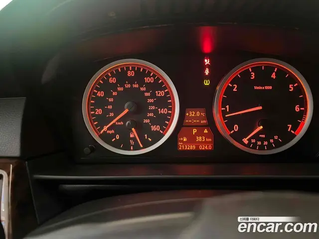 BMW 5 серия 2007 4.8 автомат (гидро), миниатюра 7