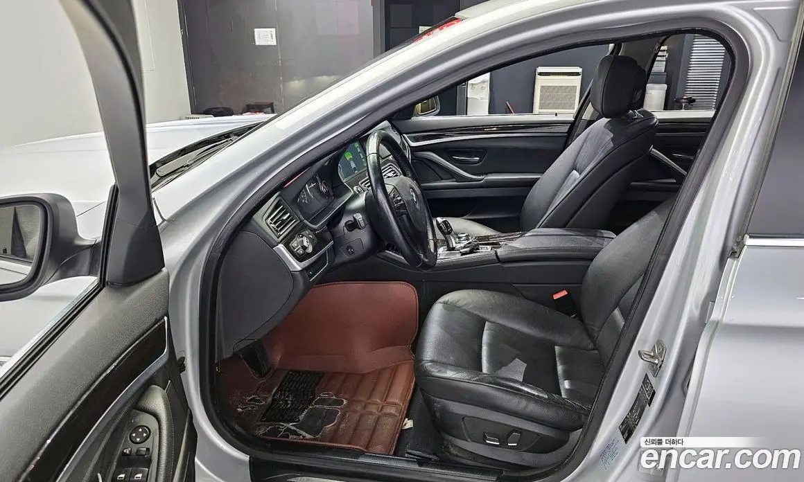 BMW 5 серия 2011 2.0 автомат (гидро), фото 10