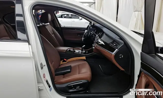 BMW 5 серия 2016 2.0 автомат (гидро), миниатюра 11