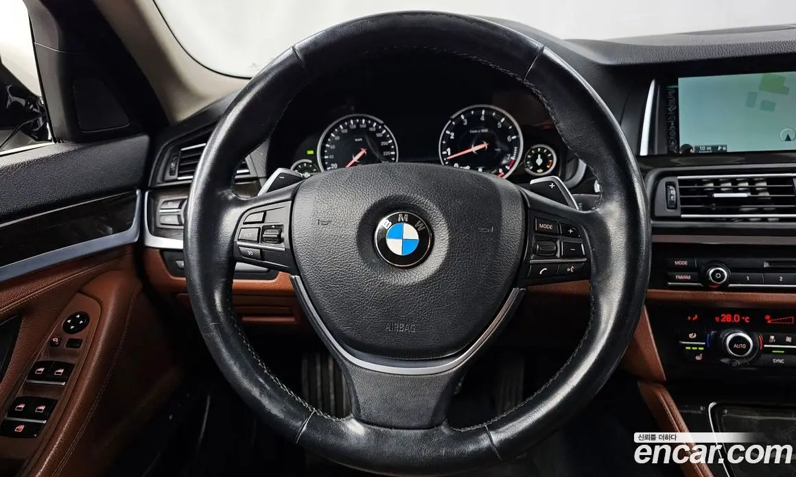 BMW 5 серия 2016 2.0 автомат (гидро), фото 13