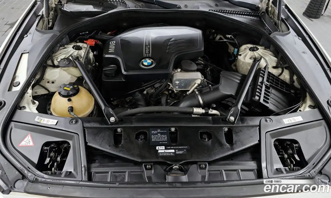 BMW 5 серия 2016 2.0 автомат (гидро), фото 6