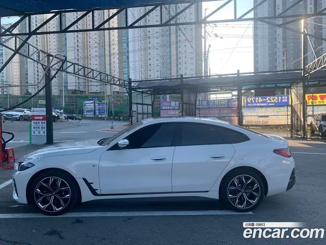 BMW i4 2024 автомат (гидро), миниатюра 6