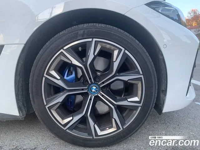 BMW i4 2024 автомат (гидро), миниатюра 7