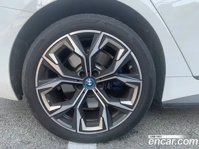BMW i4 2024 автомат (гидро), миниатюра 8