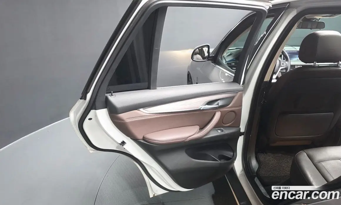BMW X5 2017 3.0 автомат (гидро), фото 15 BMW X5 2017 3.0 автомат (гидро), фото 15