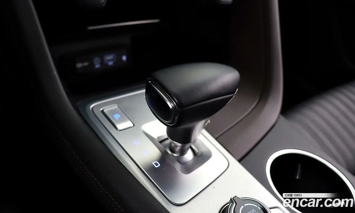 Genesis G70 2019 2.0 автомат (гидро), фото 9