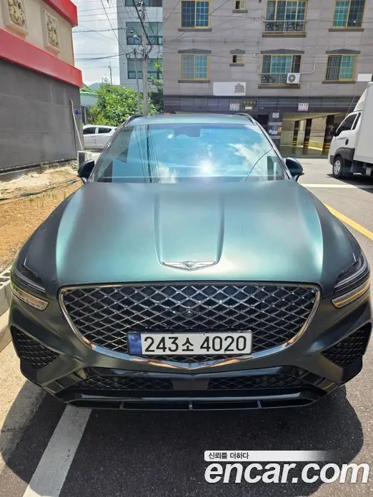 Genesis GV70, 2021, 60 300 км