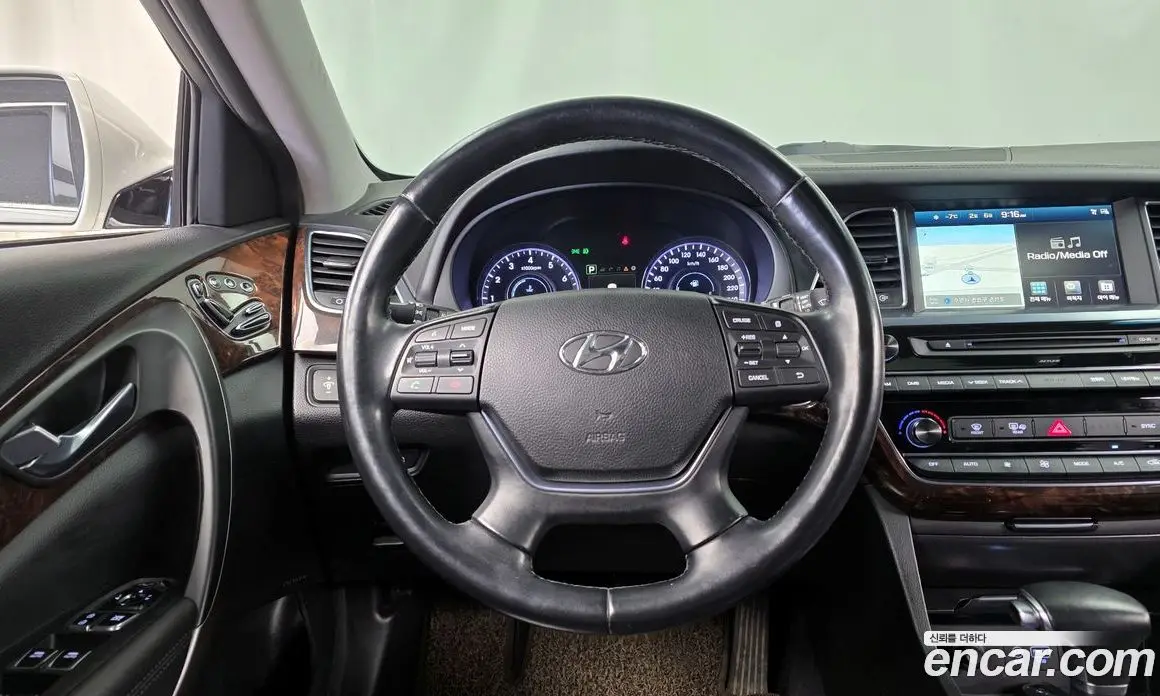 Hyundai Aslan 2015 3.3 автомат (гидро), фото 13