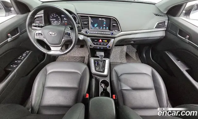 Hyundai Avante 2018 1.6 автомат (гидро), миниатюра 7