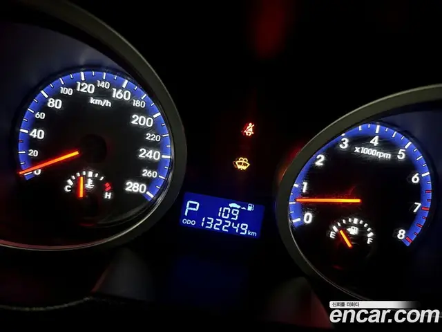 Hyundai Genesis 2009 3.8 автомат (гидро), миниатюра 8