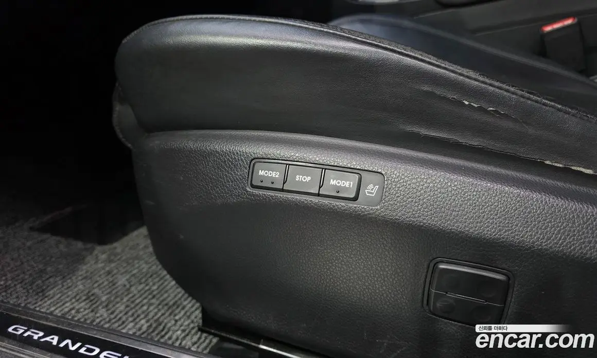 Hyundai Grandeur 2011 3.0 автомат (гидро), фото 18