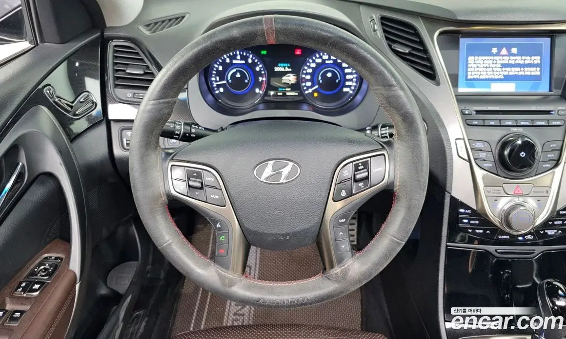 Hyundai Grandeur 2012 3.0 автомат (гидро), фото 14 Hyundai Grandeur 2012 3.0 автомат (гидро), фото 14