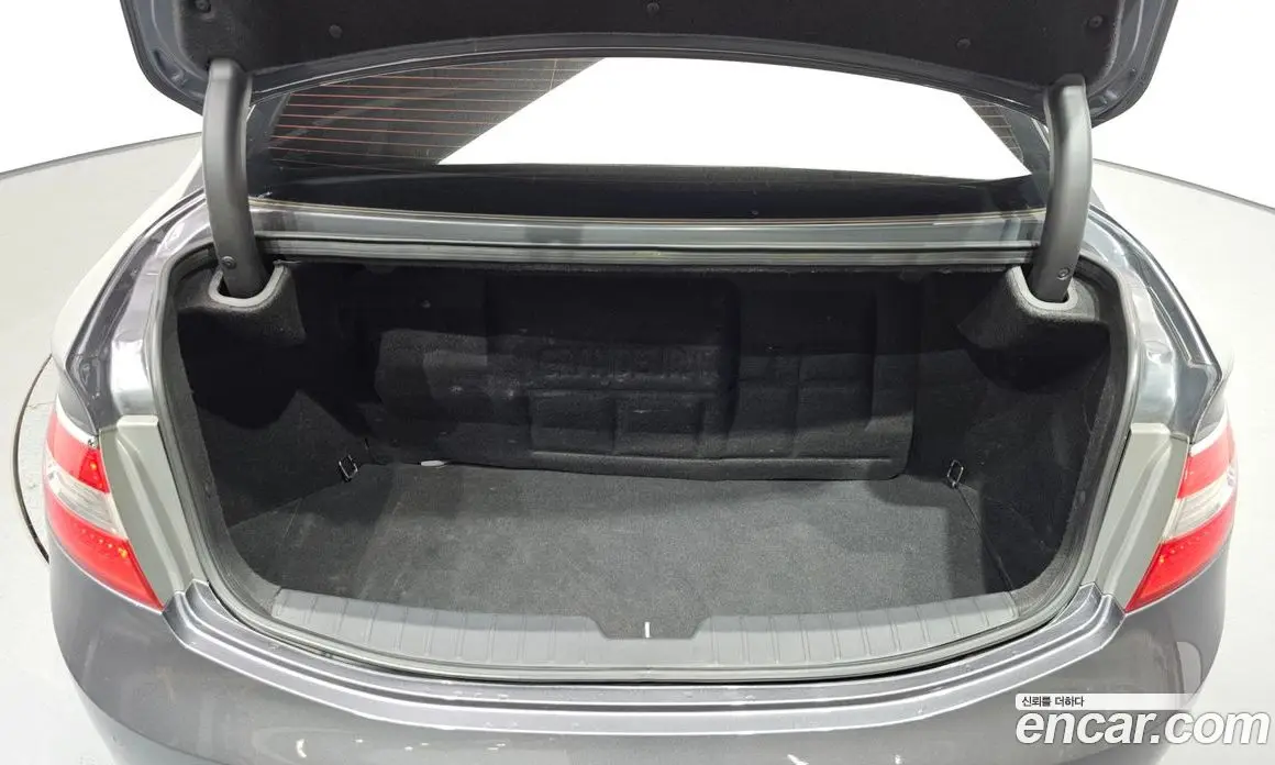 Hyundai Grandeur 2012 3.0 автомат (гидро), фото 16 Hyundai Grandeur 2012 3.0 автомат (гидро), фото 16
