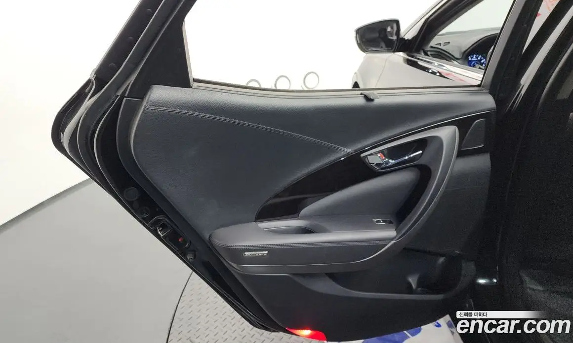 Hyundai Grandeur 2013 3.0 автомат (гидро), фото 15