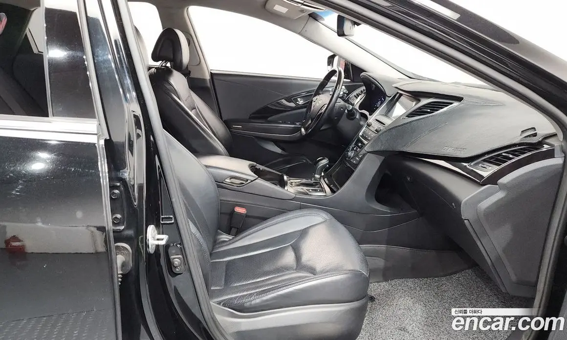 Hyundai Grandeur 2013 3.0 автомат (гидро), фото 16