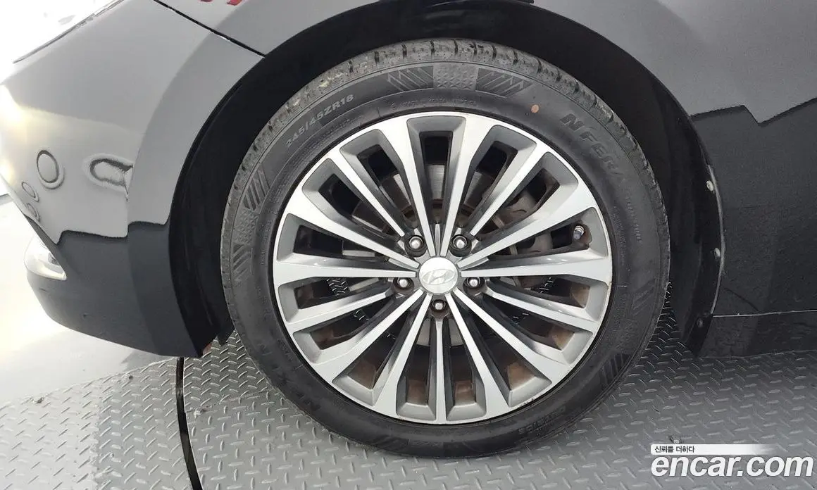 Hyundai Grandeur 2013 3.0 автомат (гидро), фото 5