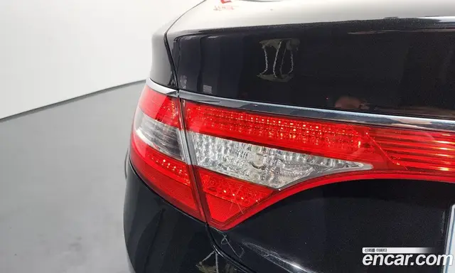 Hyundai Grandeur 2013 3.0 автомат (гидро), миниатюра 9