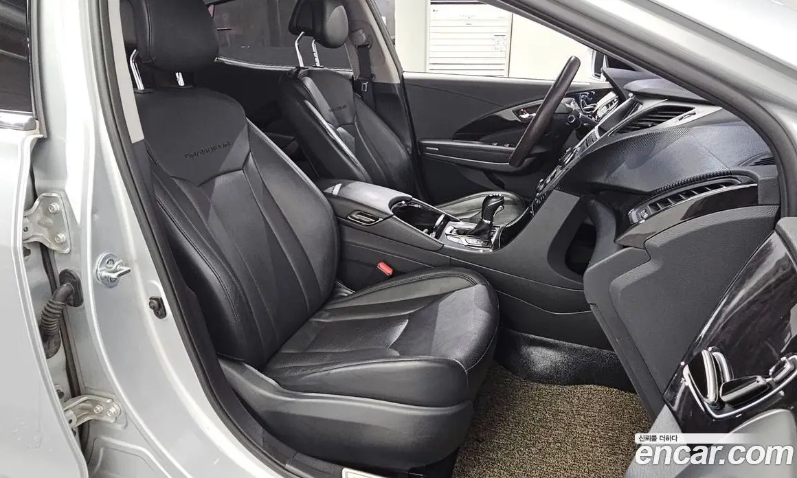Hyundai Grandeur 2013 3.0 автомат (гидро), фото 12