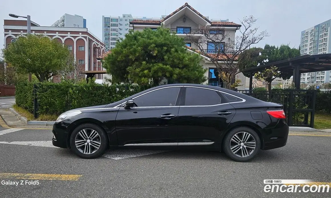 Hyundai Grandeur 2013 3.0 автомат (гидро), фото 2 Hyundai Grandeur 2013 3.0 автомат (гидро), фото 2