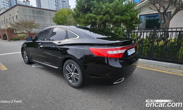 Hyundai Grandeur 2013 3.0 автомат (гидро), миниатюра 4 Hyundai Grandeur 2013 3.0 автомат (гидро), миниатюра 4