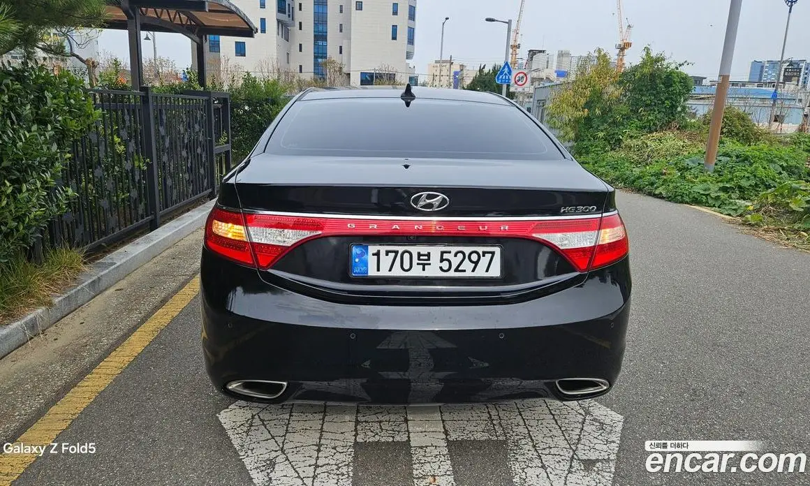 Hyundai Grandeur 2013 3.0 автомат (гидро), фото 6 Hyundai Grandeur 2013 3.0 автомат (гидро), фото 6
