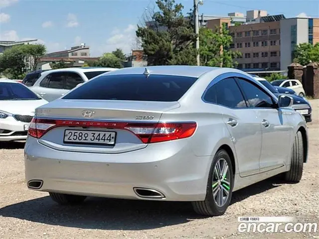 Hyundai Grandeur 2014 3.0 автомат (гидро), миниатюра 4
