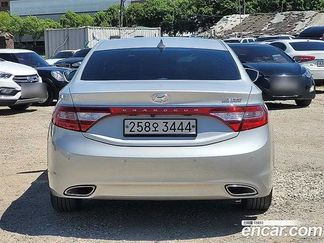 Hyundai Grandeur 2014 3.0 автомат (гидро), миниатюра 5