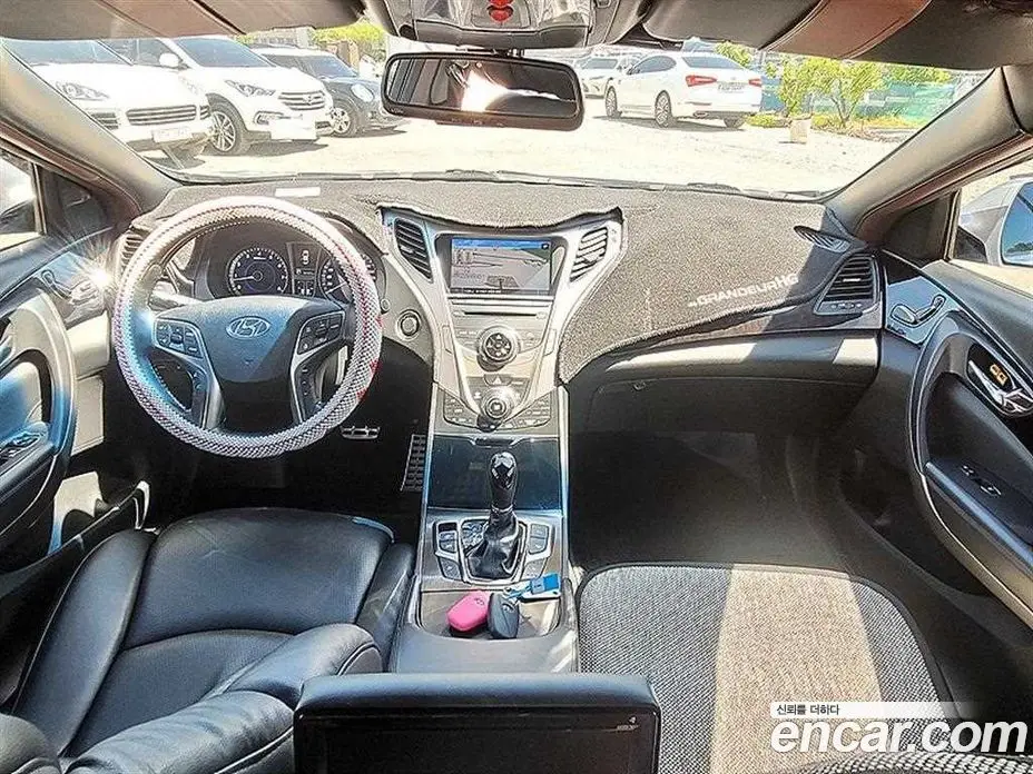 Hyundai Grandeur 2014 3.0 автомат (гидро), фото 7