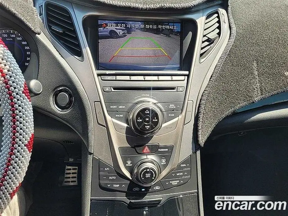 Hyundai Grandeur 2014 3.0 автомат (гидро), фото 9