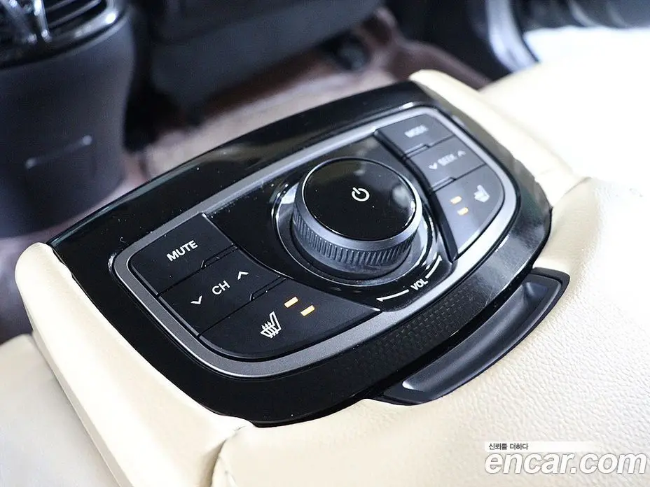 Hyundai Grandeur 2014 2.4 автомат (гидро), фото 15