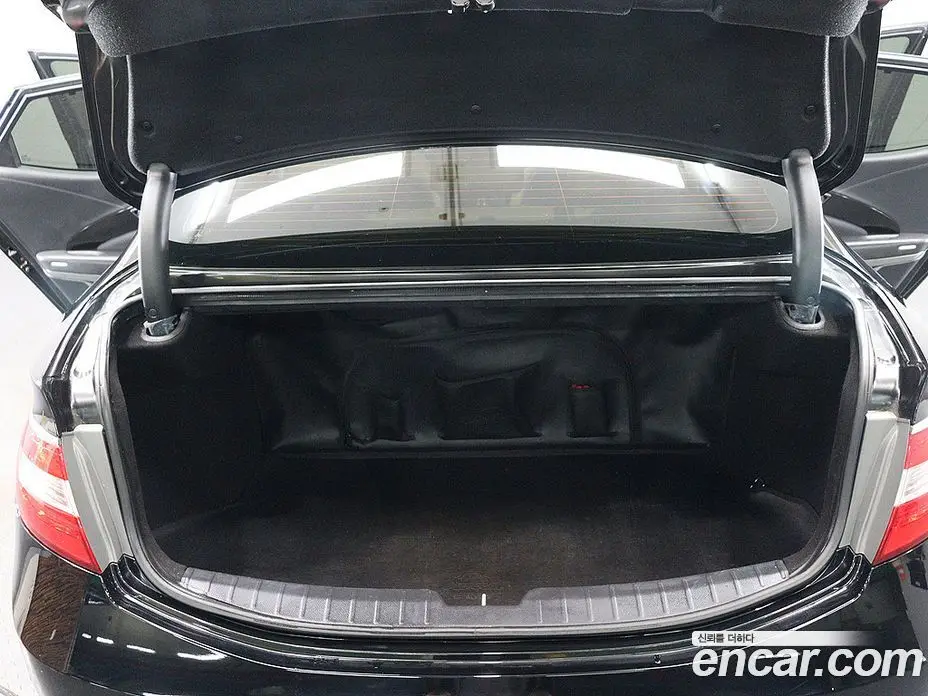 Hyundai Grandeur 2014 2.4 автомат (гидро), фото 18