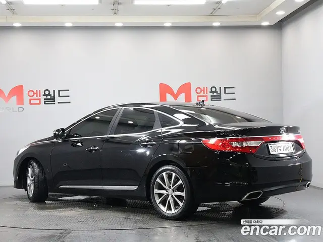 Hyundai Grandeur 2014 2.4 автомат (гидро), миниатюра 4