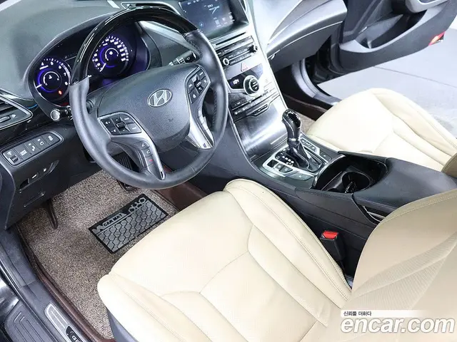 Hyundai Grandeur 2014 2.4 автомат (гидро), миниатюра 9