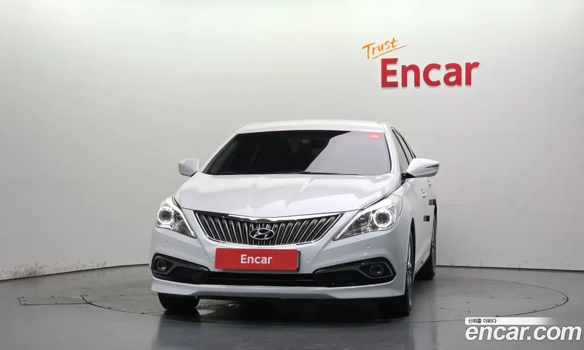 Hyundai Grandeur 2015 3.0 автомат (гидро), фото 3