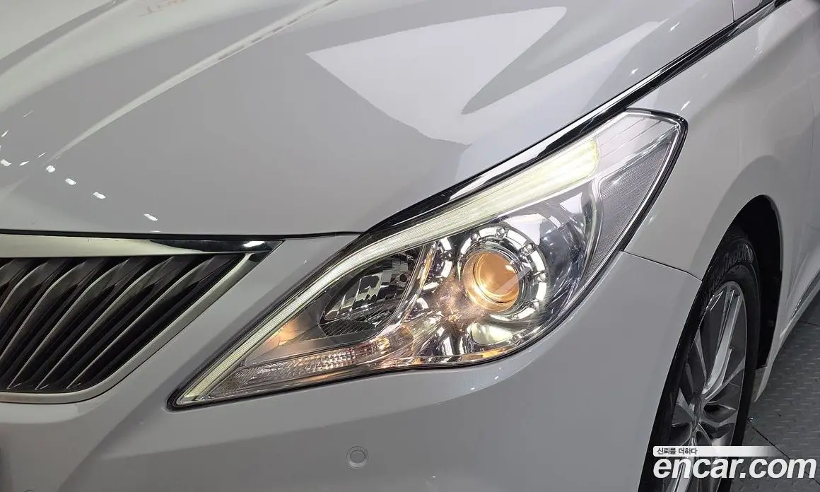 Hyundai Grandeur 2015 3.0 автомат (гидро), фото 8