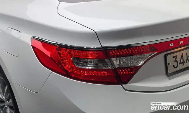 Hyundai Grandeur 2015 3.0 автомат (гидро), миниатюра 9