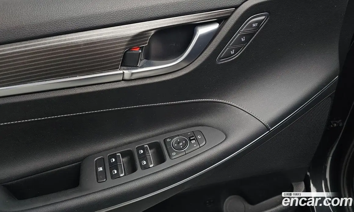 Hyundai Grandeur 2017 3.0 автомат (гидро), фото 17