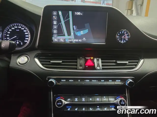 Hyundai Grandeur 2017 2.4 автомат (гидро), миниатюра 10