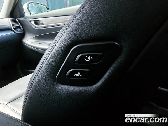Hyundai Grandeur 2017 2.4 автомат (гидро), миниатюра 12