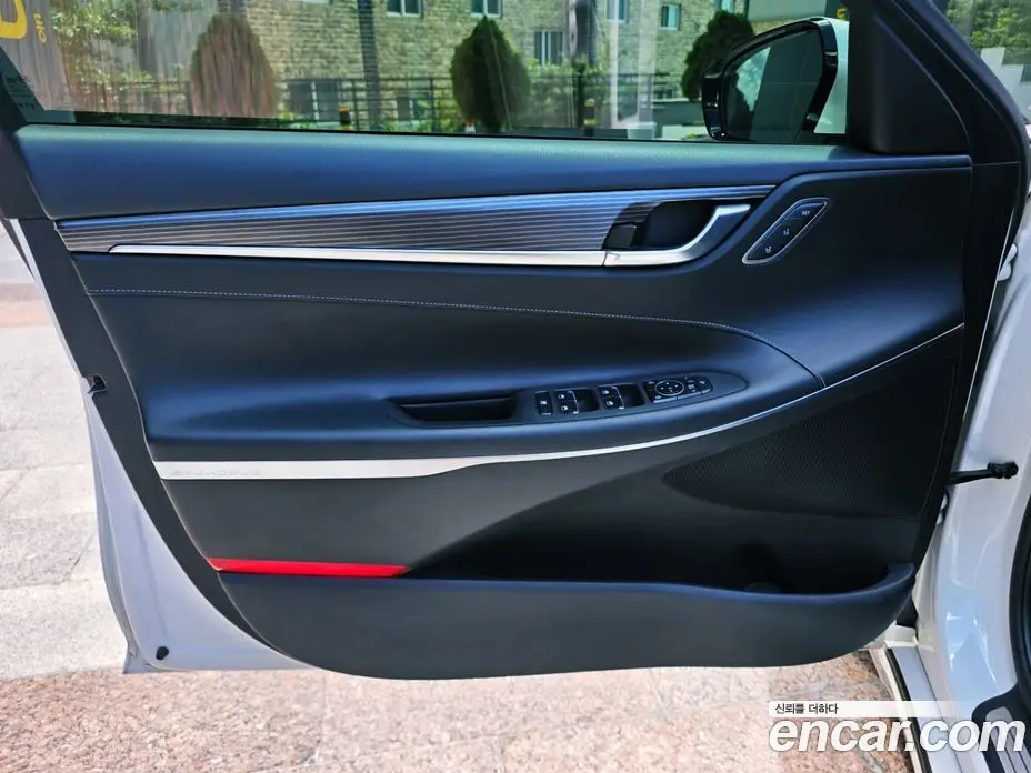 Hyundai Grandeur 2017 2.4 автомат (гидро), фото 15