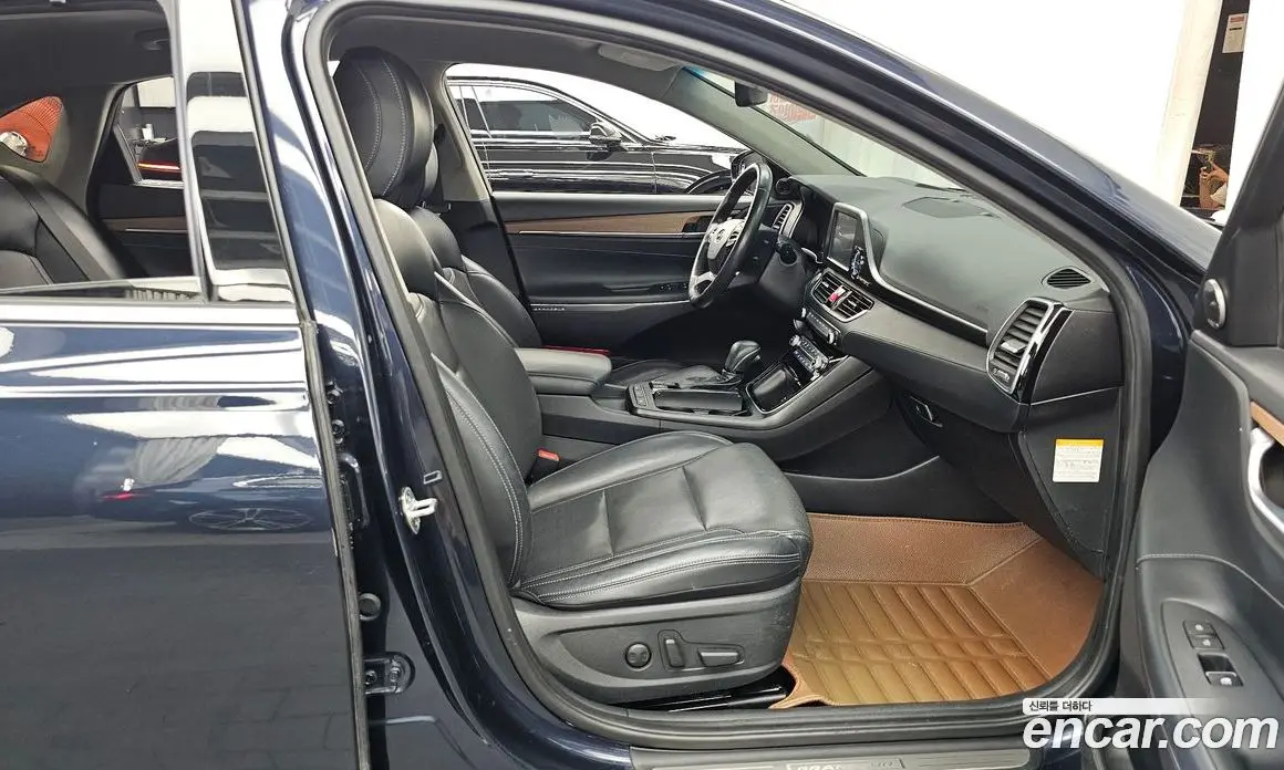 Hyundai Grandeur 2017 2.4 автомат (гидро), фото 17