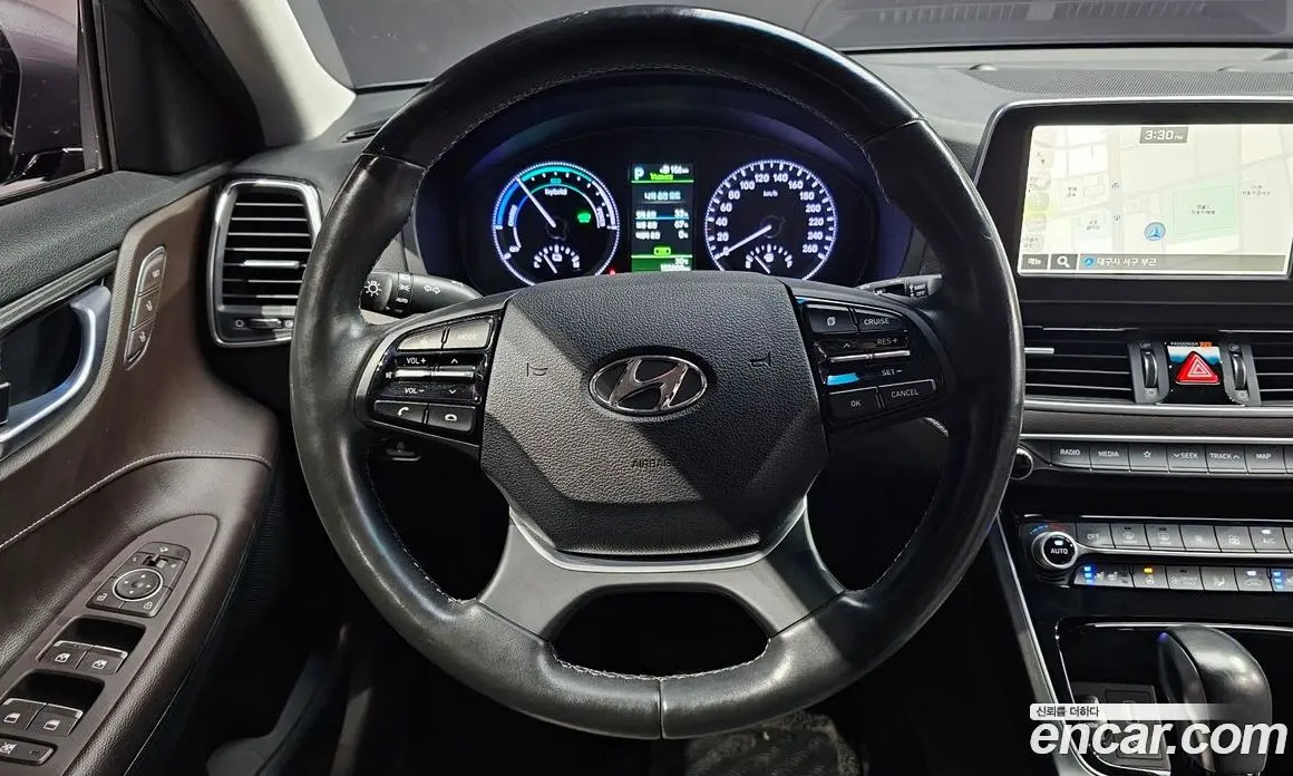 Hyundai Grandeur 2017 2.4 автомат (гидро), фото 13