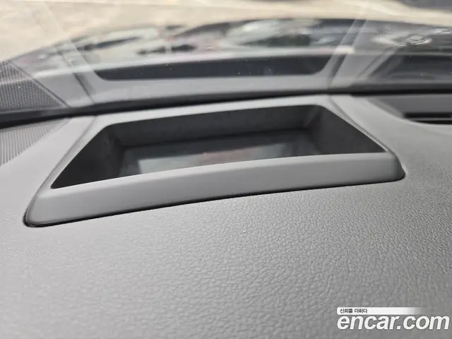Hyundai Grandeur 2017 2.4 автомат (гидро), миниатюра 2
