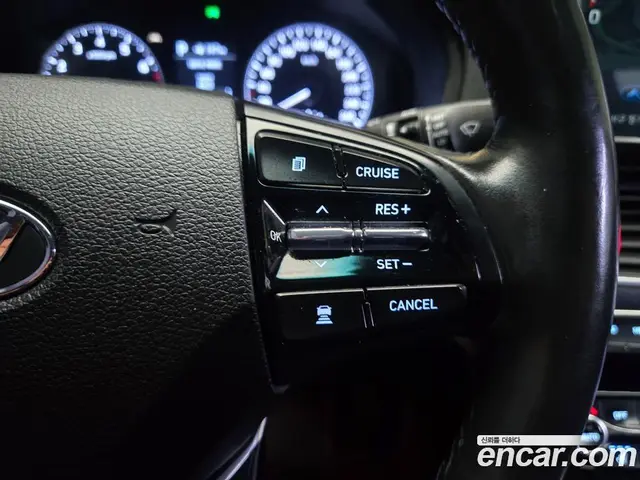 Hyundai Grandeur 2017 2.4 автомат (гидро), миниатюра 4